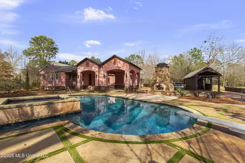 Exterior - 4028 Old Canton Rd, Jackson, MS 39216 photo 8 of 16