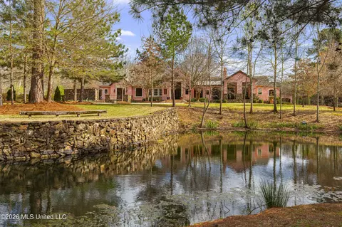 4028 Old Canton Rd, Jackson, MS 39216