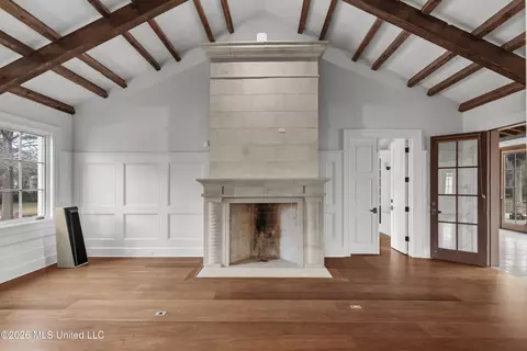 Living - 4028 Old Canton Rd, Jackson, MS 39216 photo 1 of 5