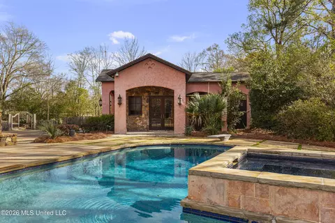 Exterior - 4028 Old Canton Rd, Jackson, MS 39216 photo 4 of 16