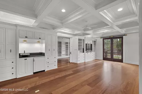 Living - 4028 Old Canton Rd, Jackson, MS 39216 photo 5 of 5