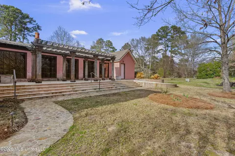 Exterior - 4028 Old Canton Rd, Jackson, MS 39216 photo 11 of 16