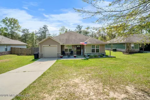 47 Logaras Cir, Purvis, MS 39475