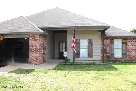 516 Brighton Trl, Florence, MS 39073