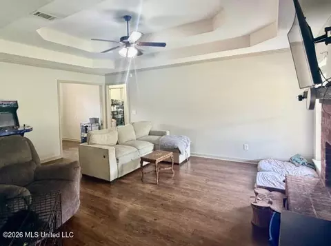 Living - 516 Brighton Trl, Florence, MS 39073 photo 1 of 1