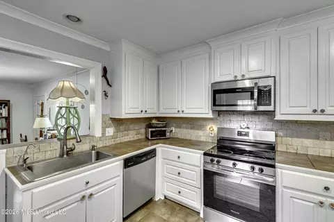 Kitchen - 4428 Childress Dr, Jackson, MS 39206 photo 2 of 2