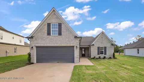 13945 Molly Madeline Ln, Olive Branch, MS 38654