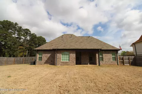 Exterior - 4007 Bakersfield Dr, Nesbit, MS 38651 photo 7 of 7