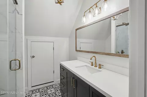 Bath - 4425 Chamberlin Oaks Dr, Hernando, MS 38632 photo 5 of 6