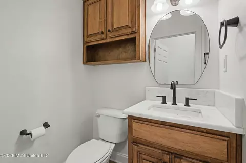 Bath - 4425 Chamberlin Oaks Dr, Hernando, MS 38632 photo 4 of 6