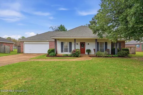 314 Hunters Ridge Dr, Clinton, MS 39056