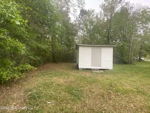 Exterior - 6013 Elder Ferry Rd, Moss Point, MS 39563 photo 7 of 11