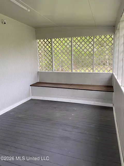 Exterior - 6013 Elder Ferry Rd, Moss Point, MS 39563 photo 9 of 11