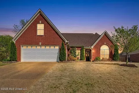 7740 Meadow Ridge Ln, Olive Branch, MS 38654