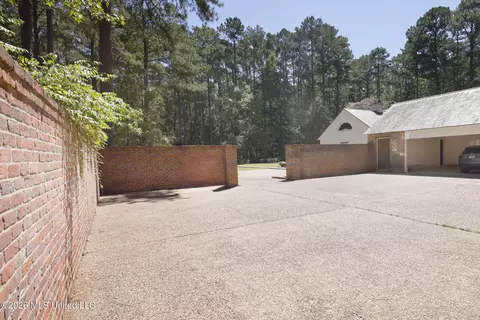 Exterior - 657 Zetus Rd, Brookhaven, MS 39601 photo 23 of 28