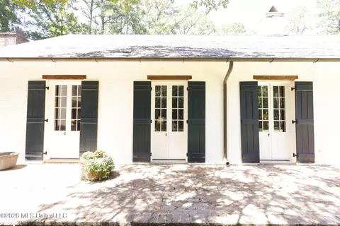 Exterior - 657 Zetus Rd, Brookhaven, MS 39601 photo 7 of 28