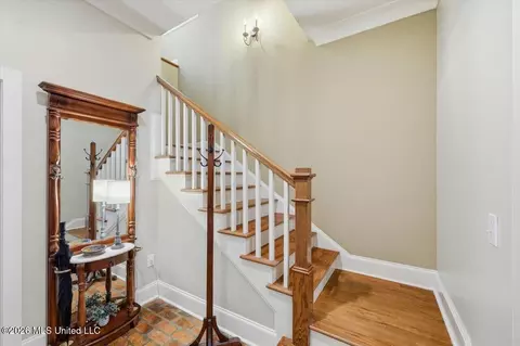 Entry Way - 1222 Centre Ct, Brandon, MS 39042 photo 3 of 3