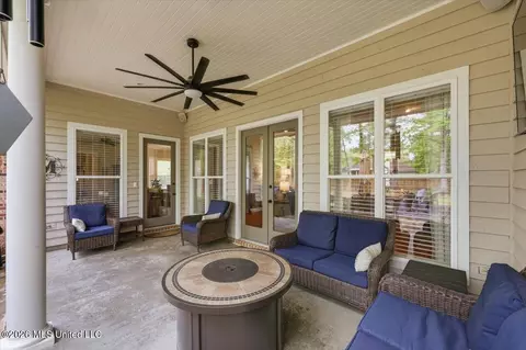 Exterior - 1222 Centre Ct, Brandon, MS 39042 photo 4 of 16