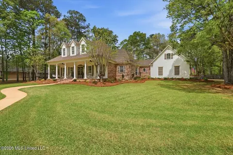 Exterior - 1222 Centre Ct, Brandon, MS 39042 photo 16 of 16