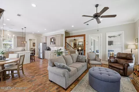 Living - 1222 Centre Ct, Brandon, MS 39042 photo 8 of 9