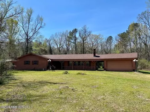 27 Dogwood Dr, Silver Creek, MS 39663