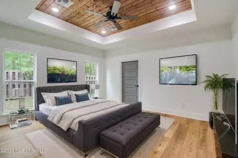 Bedroom - 5586 E Diamondhead Dr, Diamondhead, MS 39525 photo 1 of 10