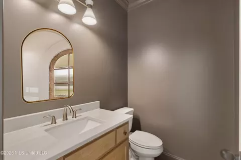 Bath - 5381 Grayson Way, Hernando, MS 38632 photo 3 of 7