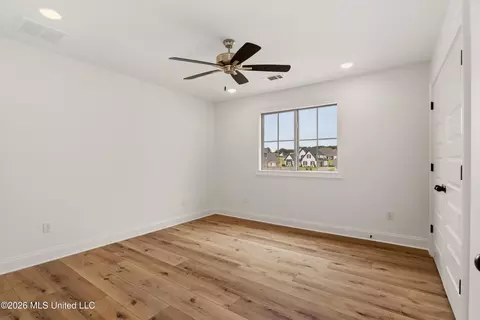 Bedroom - 5381 Grayson Way, Hernando, MS 38632 photo 2 of 3