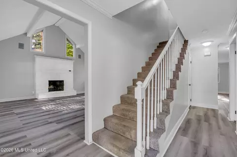 Entry Way - 124 Cedar Dr, Columbus, MS 39705 photo 1 of 2