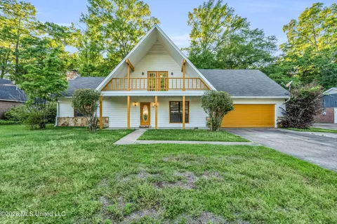 124 Cedar Dr, Columbus, MS 39705