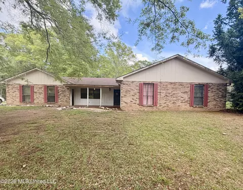 1068 Buck Cir, Summit, MS 39666