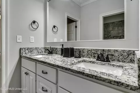 Bath - 130 Grace Dr, Flowood, MS 39232 photo 9 of 9