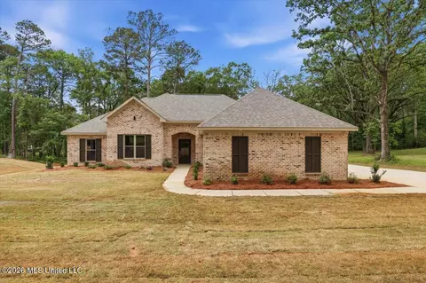 219 Walter Jones Rd, Mendenhall, MS 39114