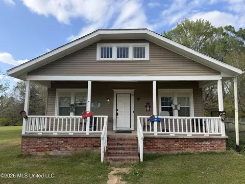 98 Joy Ln, Benton, MS 39039