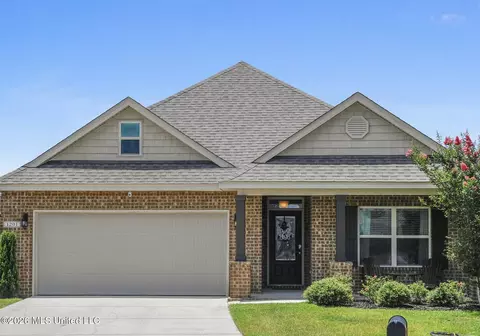 1201 Barberry Cv, Ocean Springs, MS 39564
