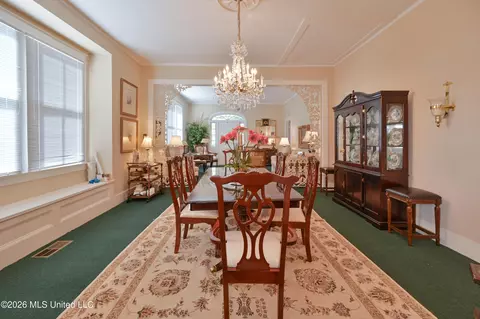 Dining - 1112 Main St, Natchez, MS 39120 photo 1 of 2