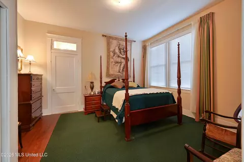 Bedroom - 1112 Main St, Natchez, MS 39120 photo 1 of 3