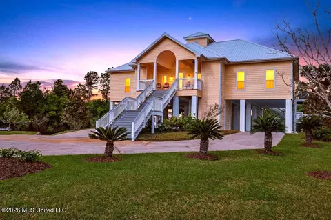 Exterior - 138 Hanakealoha Pl, Diamondhead, MS 39525 photo 1 of 10
