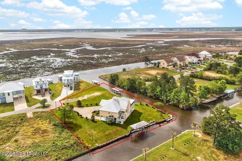 View/Area - 138 Hanakealoha Pl, Diamondhead, MS 39525 photo 3 of 3