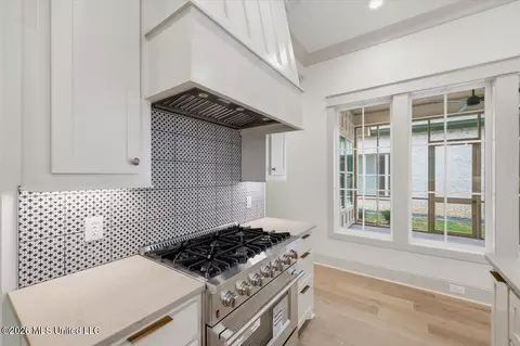 Kitchen - 132 Water St, Madison, MS 39110 photo 3 of 4