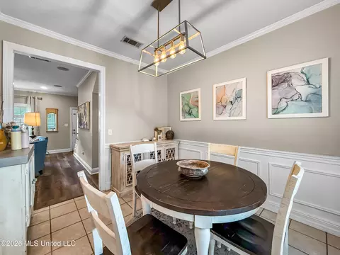 Dining - 430 Hemlock Dr, Flowood, MS 39232 photo 1 of 1
