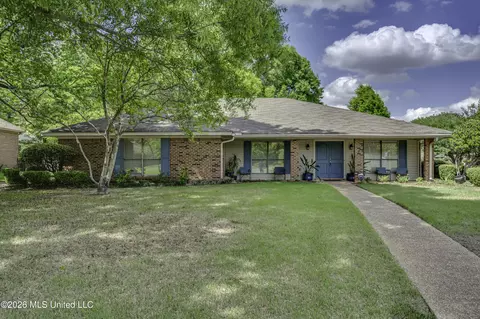 107 Westlake Dr, Brandon, MS 39047