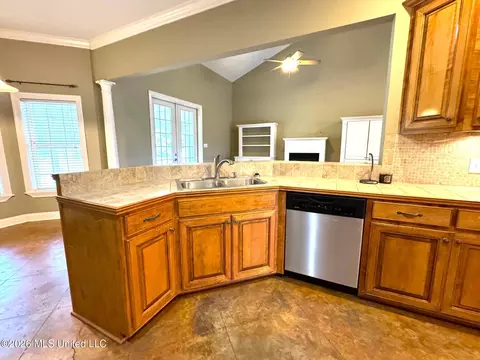 Kitchen - 1038 Deerfield Rd, Summit, MS 39666 photo 4 of 5
