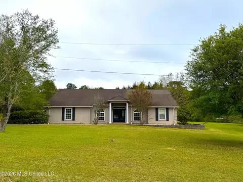 Exterior - 1038 Deerfield Rd, Summit, MS 39666 photo 2 of 3