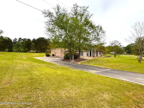 Other - 1038 Deerfield Rd, Summit, MS 39666 photo 1 of 10