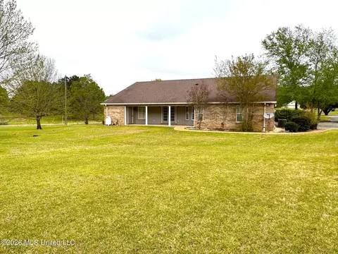 Exterior - 1038 Deerfield Rd, Summit, MS 39666 photo 3 of 3