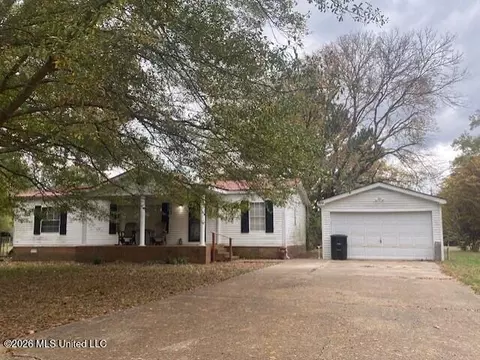 Other - 869 Pine Tree Dr, Senatobia, MS 38668 photo 2 of 15