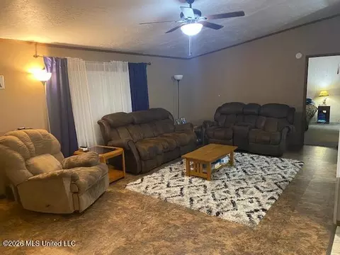 Other - 869 Pine Tree Dr, Senatobia, MS 38668 photo 7 of 15