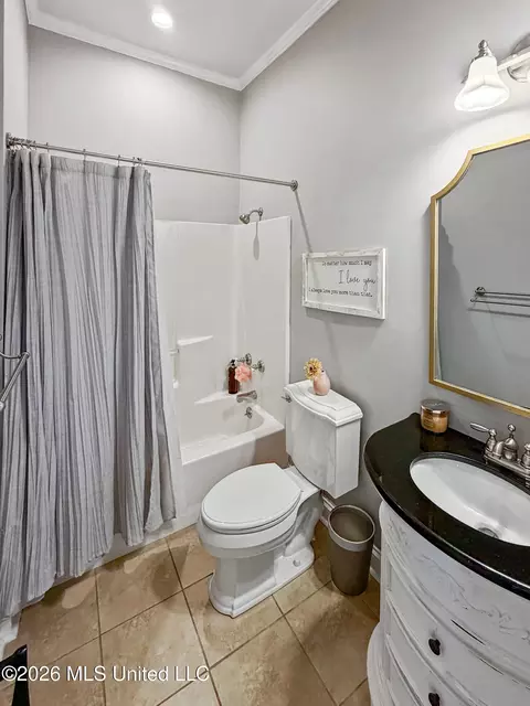 Bath - 111 Eastpointe Cir, Madison, MS 39110 photo 3 of 4