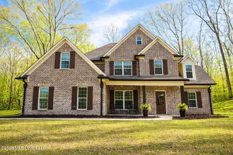 14929 Strickland Rd, Byhalia, MS 38611